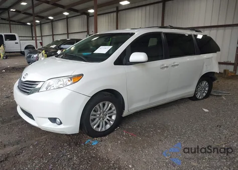 2017 Toyota Sienna Xle 8 Passenger from USA, damaged, VIN 5TDYZ3DC3HS852320